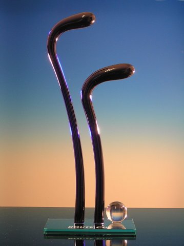 096